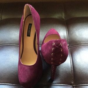 Shoe Mint Shoes - Excellent Condition